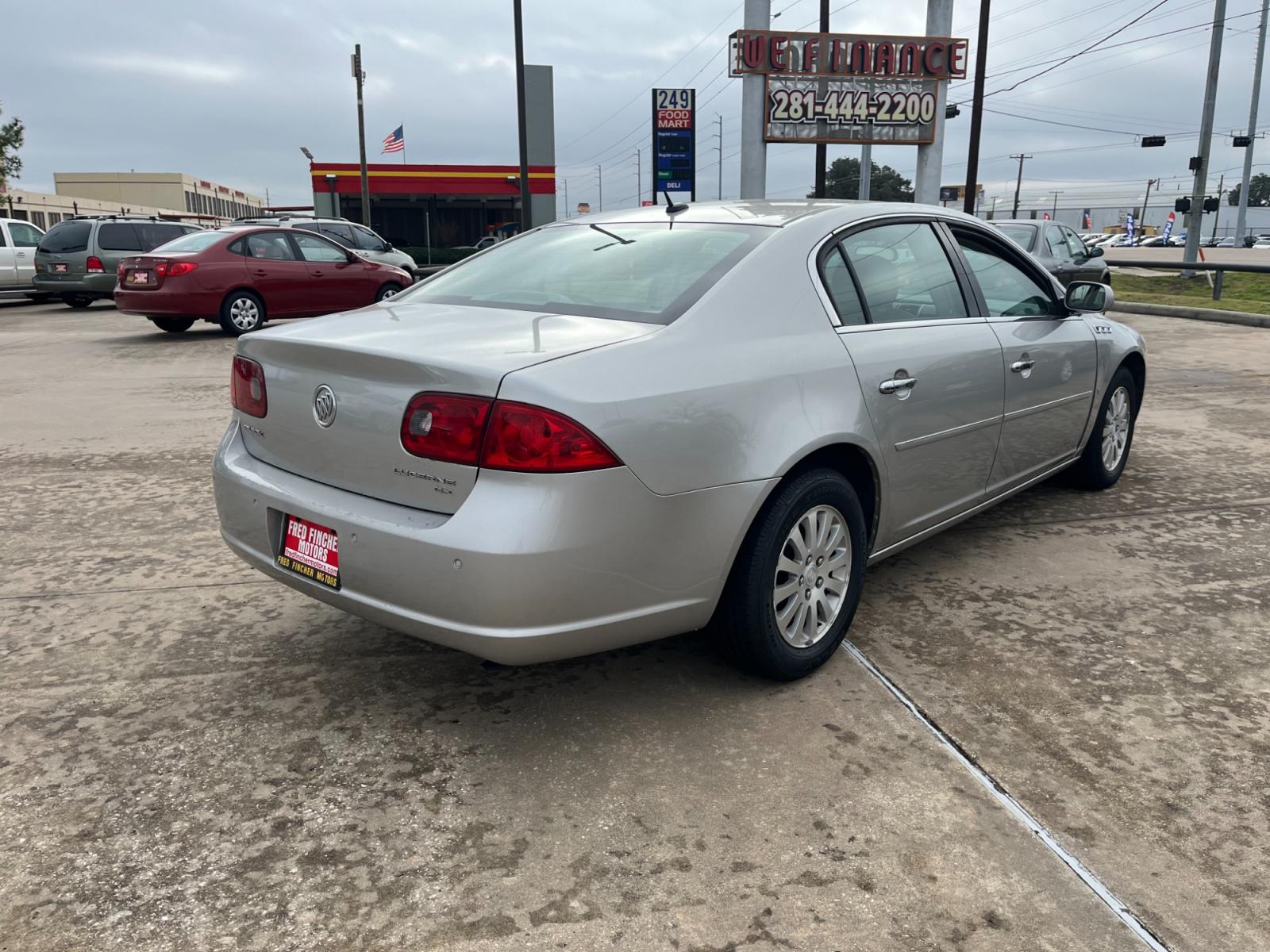 2006 SILVER /gray Buick Lucerne CX (1G4HP57266U) with an 3.8L V6 OHV 12V engine, 4-Speed Automatic Overdrive transmission, located at 14700 Tomball Parkway 249, Houston, TX, 77086, (281) 444-2200, 29.928619, -95.504074 - Photo #6
